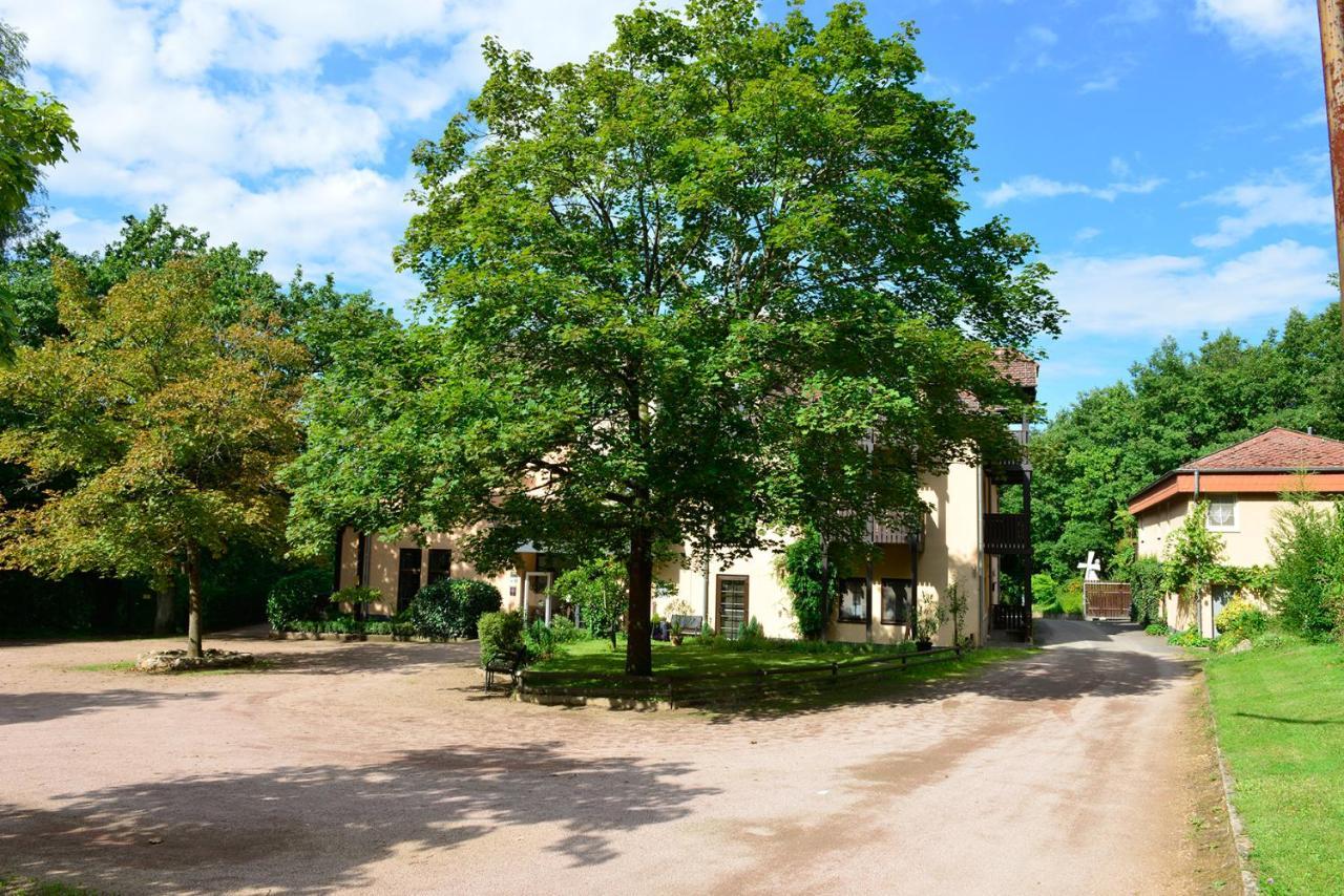 Отель Bb Haus Neugebauer Garni Гайзенхайм Экстерьер фото