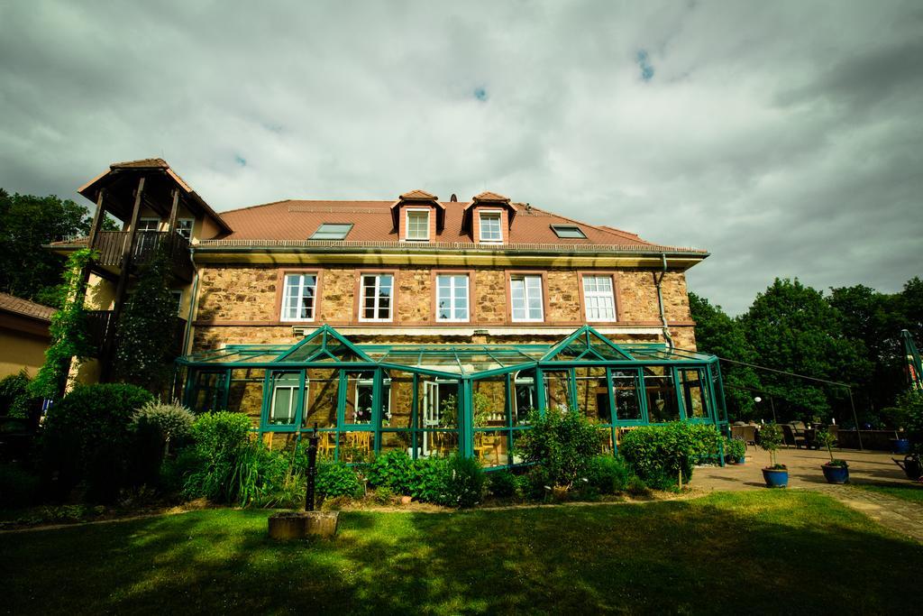 Отель Bb Haus Neugebauer Garni Гайзенхайм Экстерьер фото